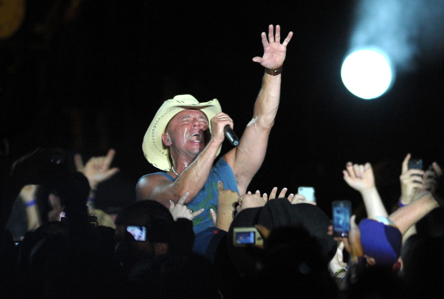 MET Superfest 23 AL.JPG for RED 041919